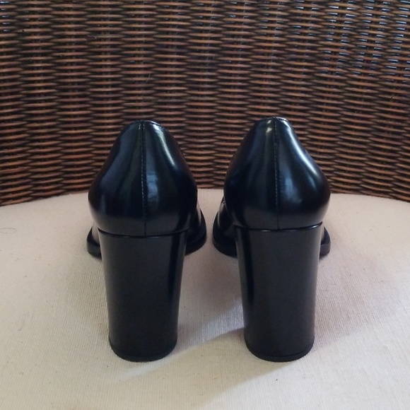 PRADA Black Leather 4" Block Heel Sz 7 - Picture 2 of 5